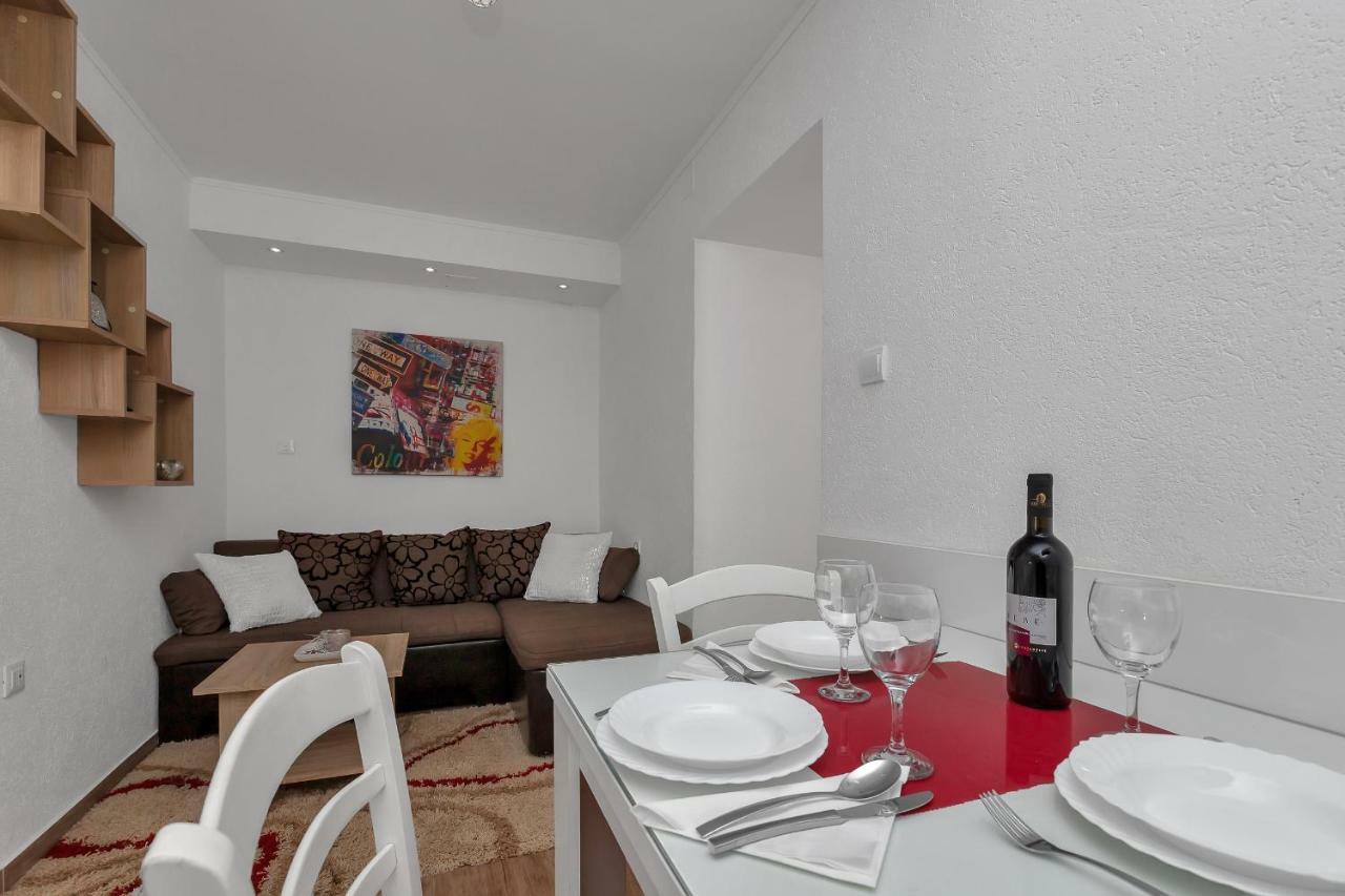 Apartmani Mona Makarska Luaran gambar