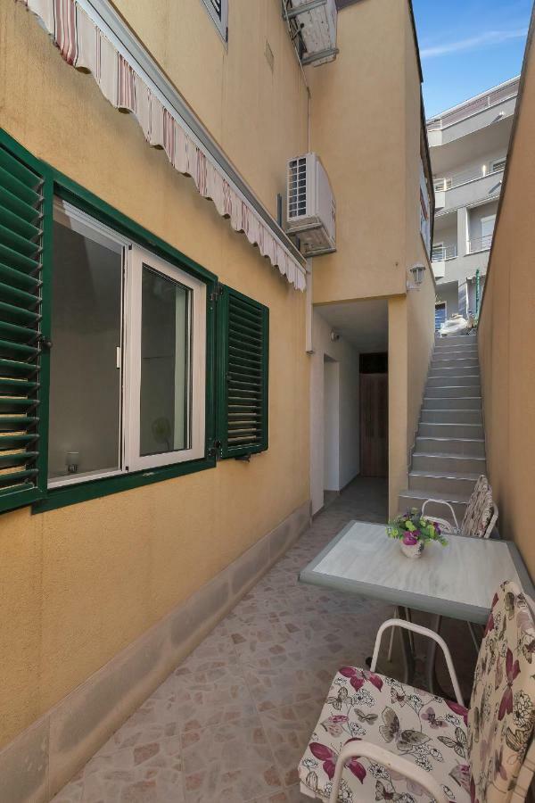 Apartmani Mona Makarska Luaran gambar