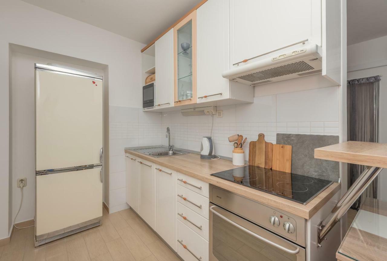 Apartmani Mona Makarska Luaran gambar
