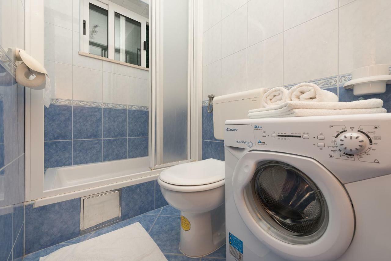 Apartmani Mona Makarska Luaran gambar