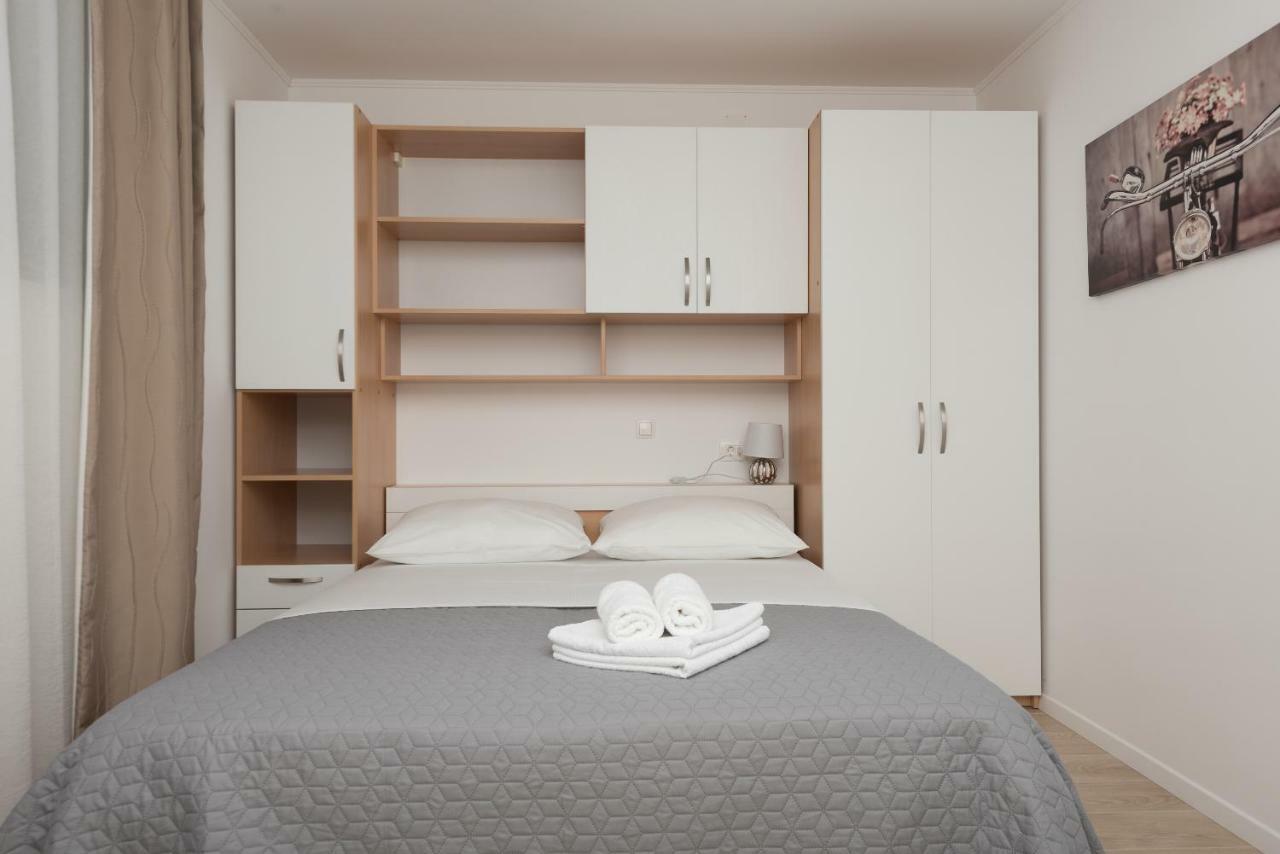 Apartmani Mona Makarska Luaran gambar