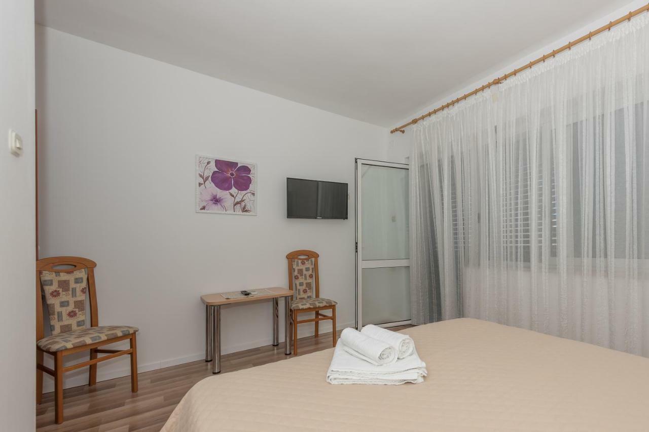 Apartmani Mona Makarska Luaran gambar