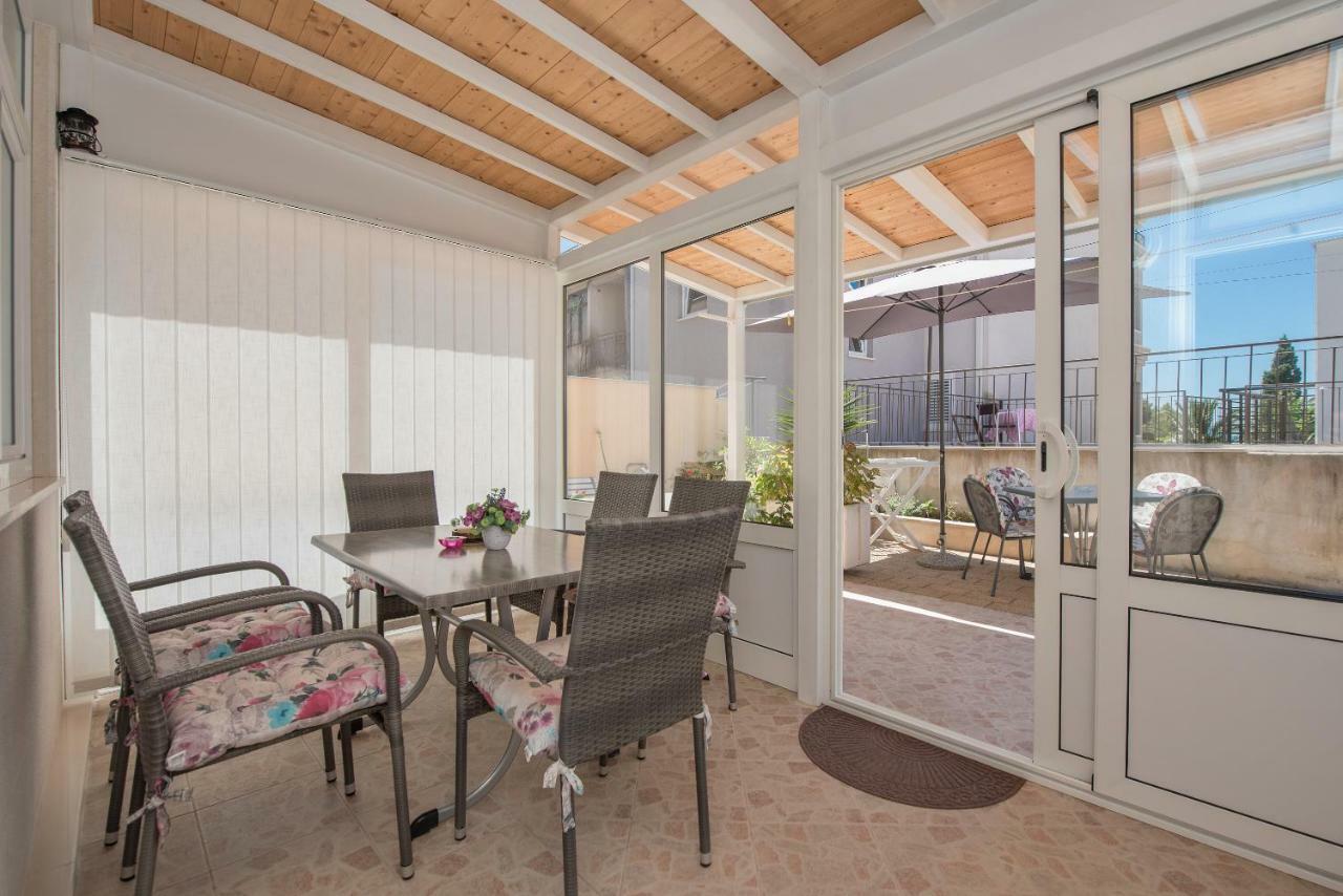 Apartmani Mona Makarska Luaran gambar