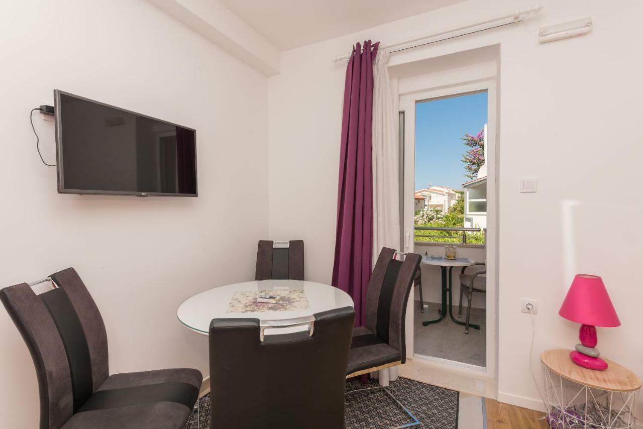 Apartmani Mona Makarska Luaran gambar